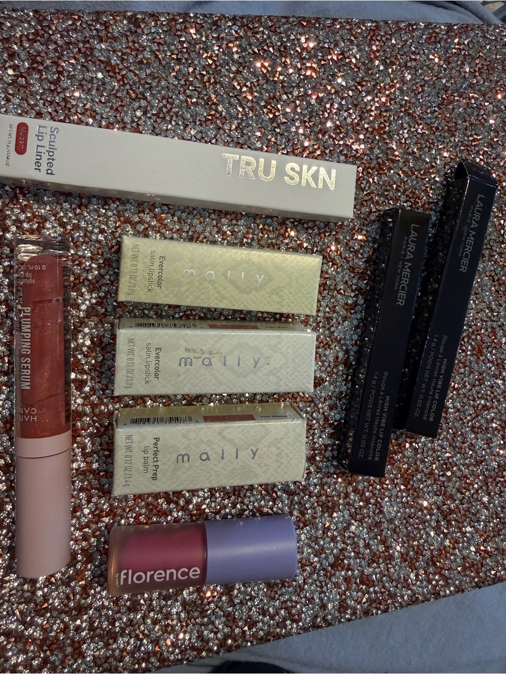 Lip lot!
